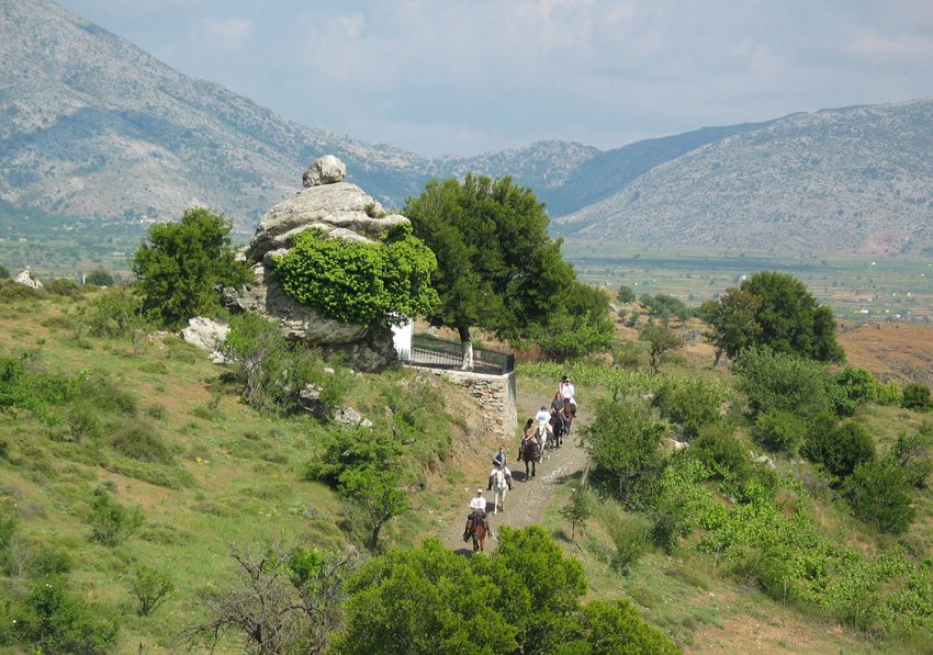 Crete Star Trail- the beautiful scenery on your horseback riding vacation in Greece